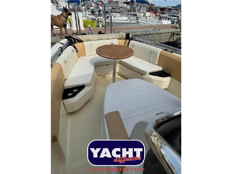Invictus FX270 Foto 13