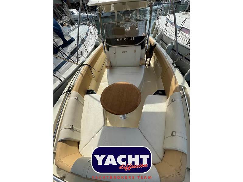 Invictus FX270 Foto 7
