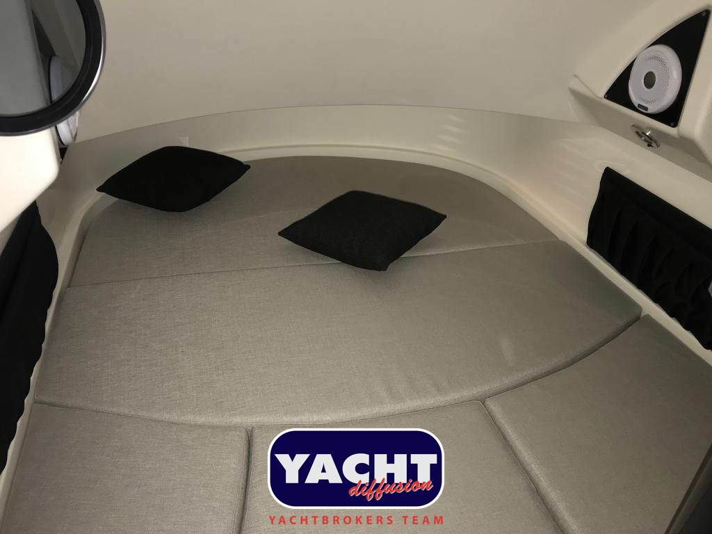 BWA 34 PREMIUM Used 2025 - Photo 8