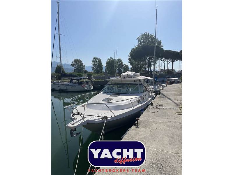 Boston Whaler 34 Defiance Foto 2