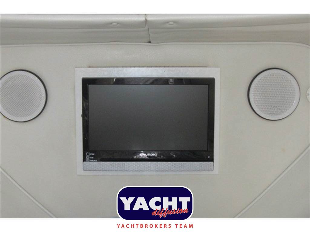 Wellcraft Marine 2560 Martinique Usata 1996 - Foto 11