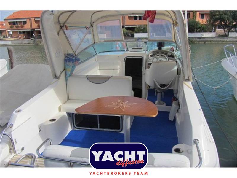 Wellcraft Marine 2560 Martinique Foto 3