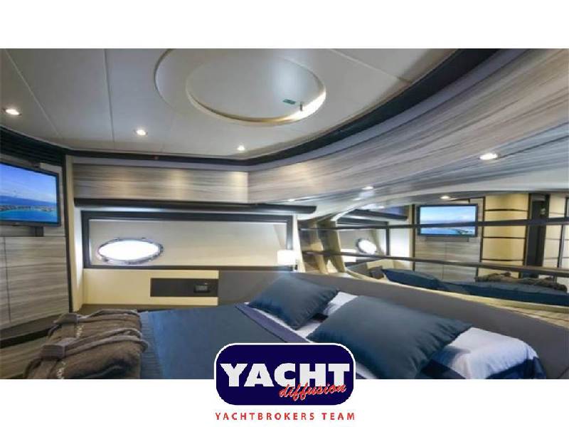 Pershing Pershing 76 Foto 6