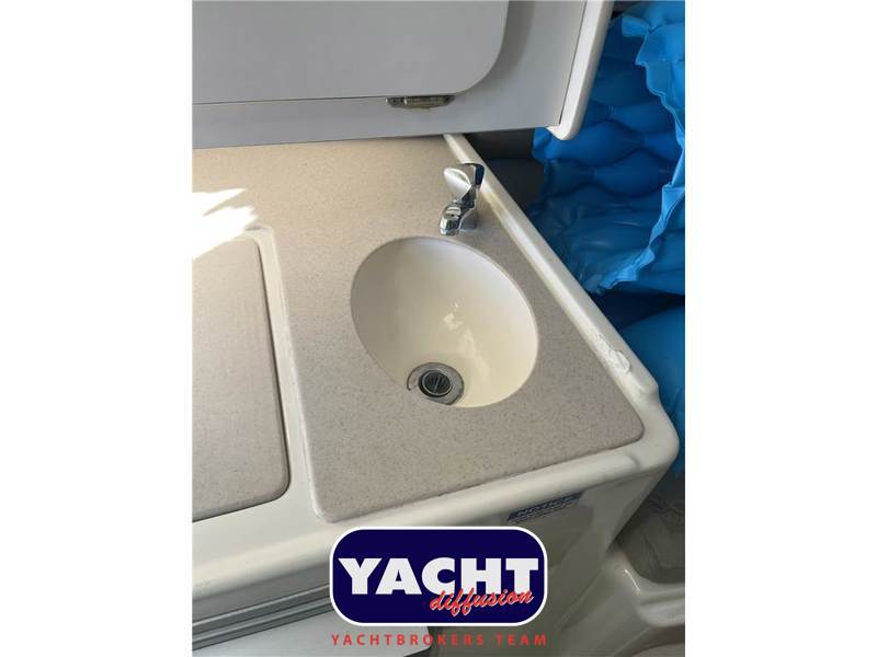 Pursuit 2870 Walkaround Foto 14