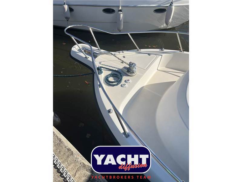 Pursuit 2870 Walkaround Foto 2