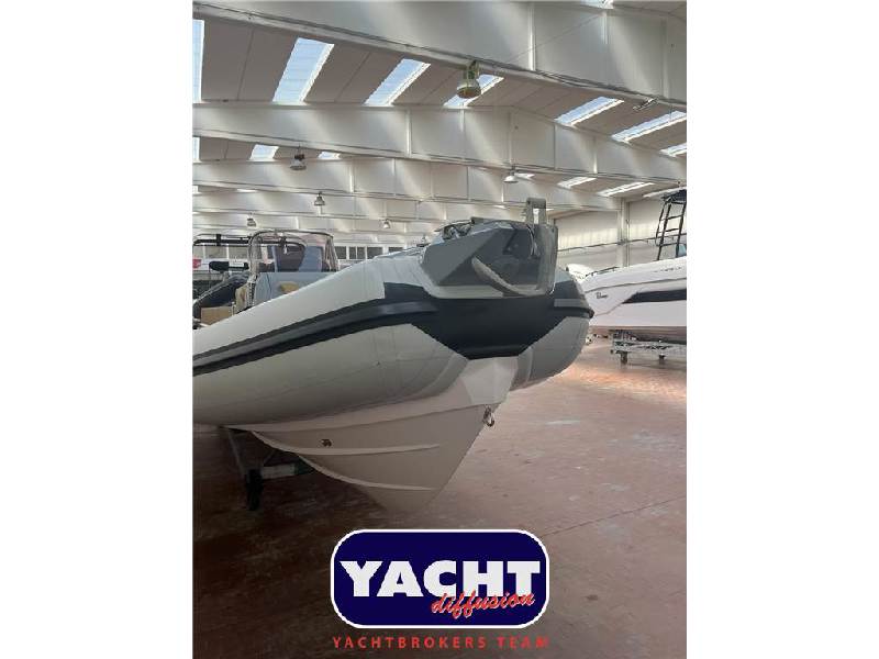Ranieri Cantiere Cayman 26 Sport Touring Foto 6