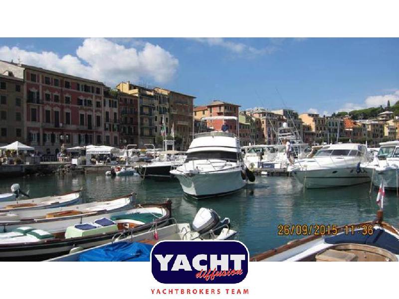 Bertram Yacht 37' Convertible Foto 15