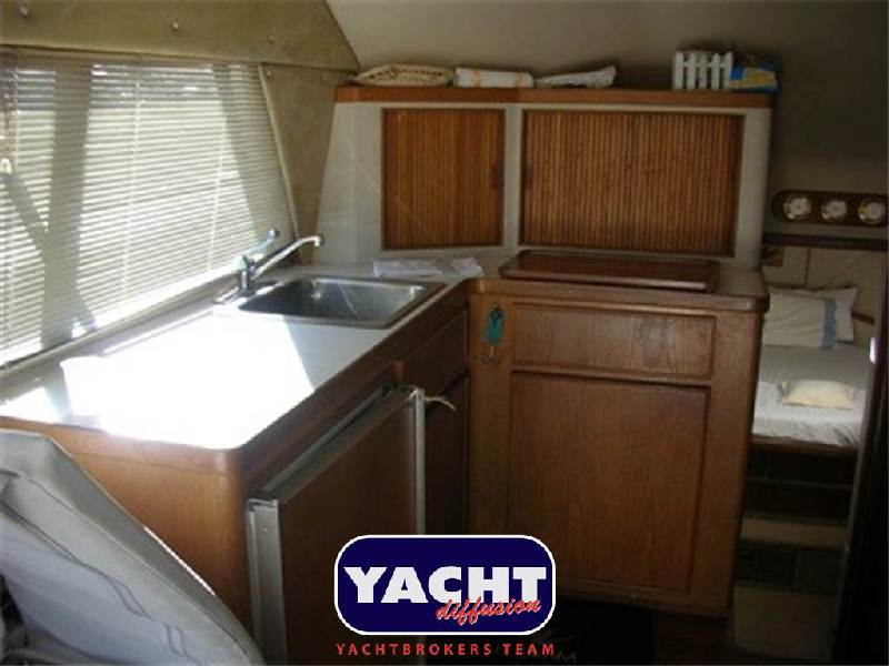 Bertram Yacht 37' Convertible Foto 14