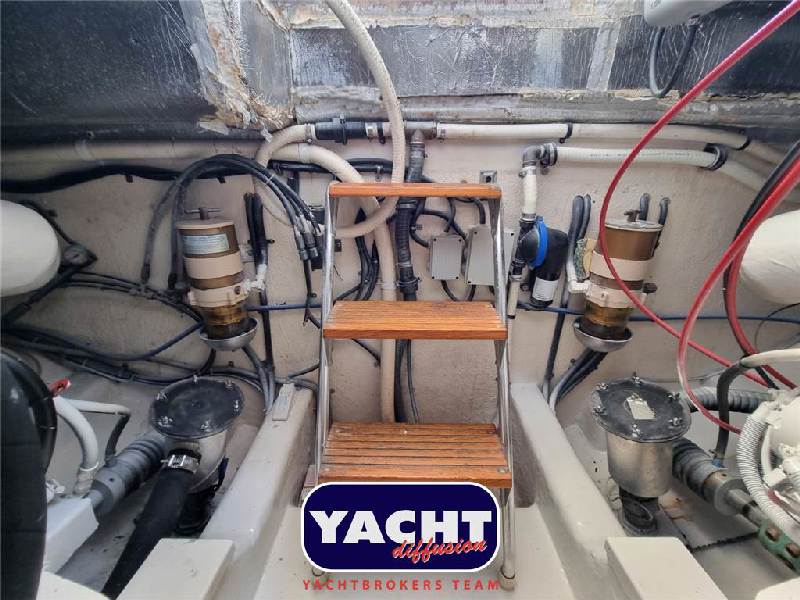 Riviera Marine 43 Flybridge Foto 20