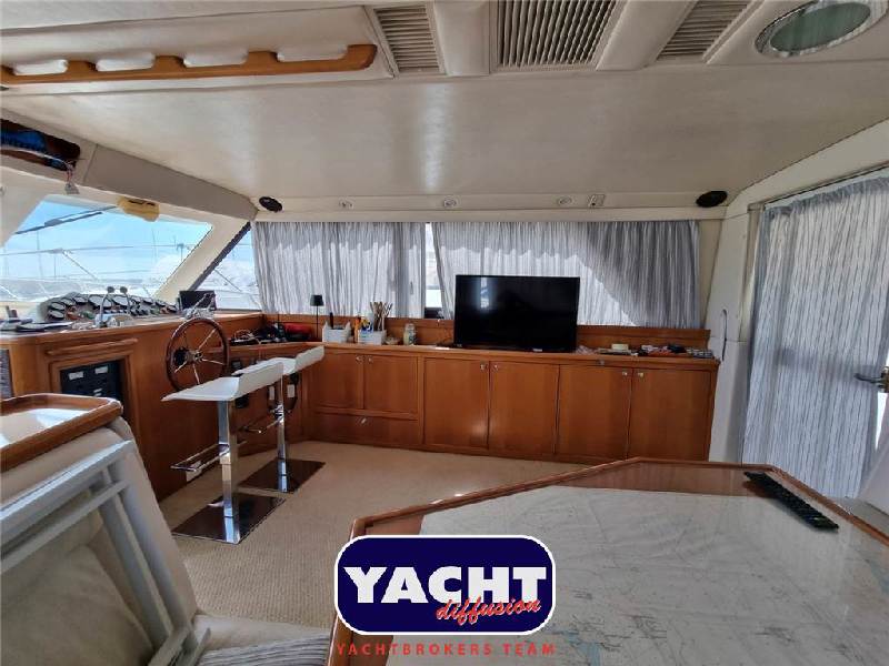 Riviera Marine 43 Flybridge Foto 10