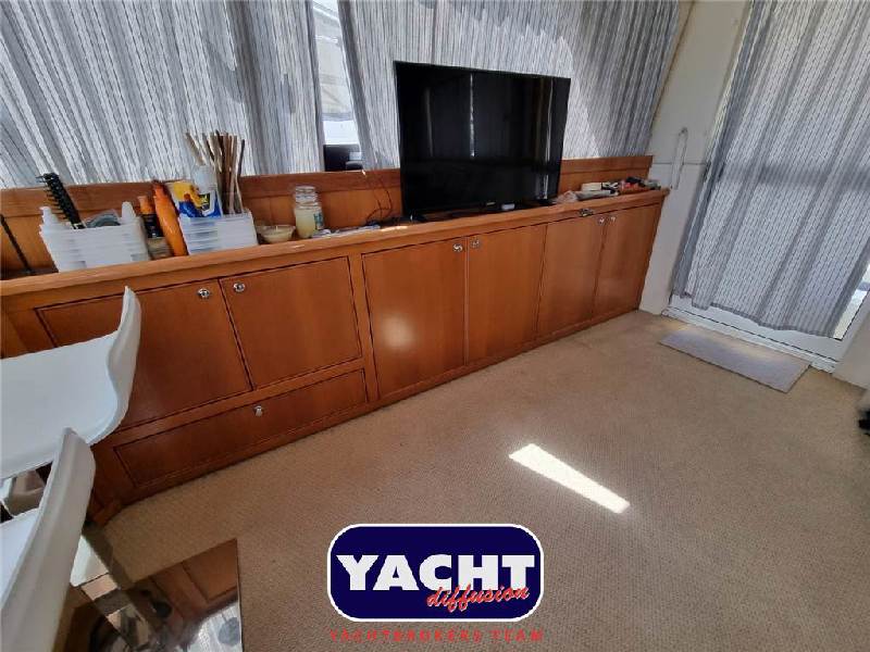 Riviera Marine 43 Flybridge Foto 11