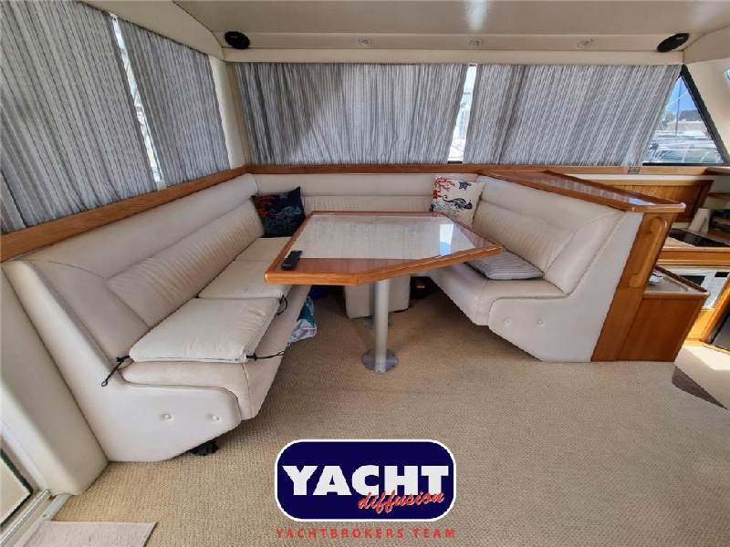 Riviera Marine 43 Flybridge Foto 7