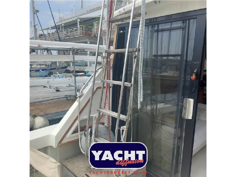 Trojan Yacht TROJAN 36 FLY Foto 5