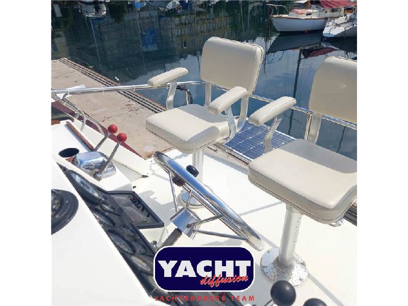 Trojan Yacht TROJAN 36 FLY Foto 18