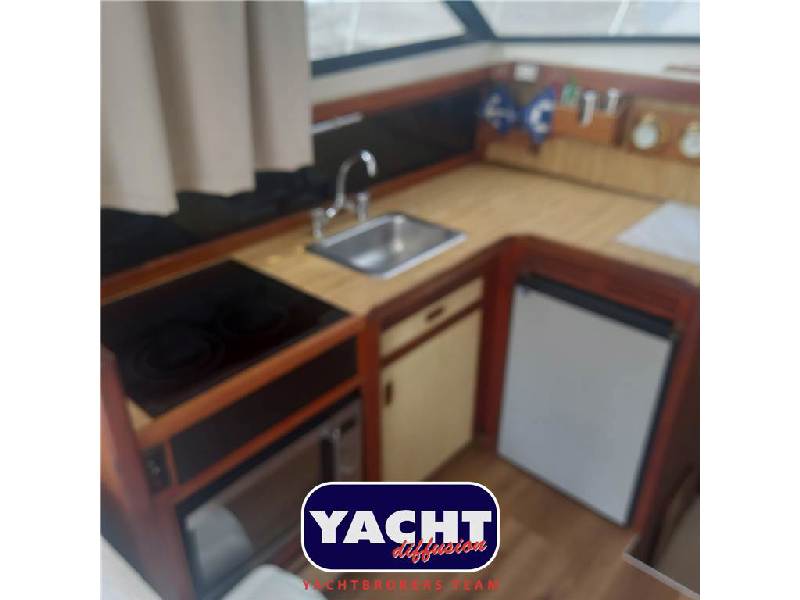 Trojan Yacht TROJAN 36 FLY Foto 9