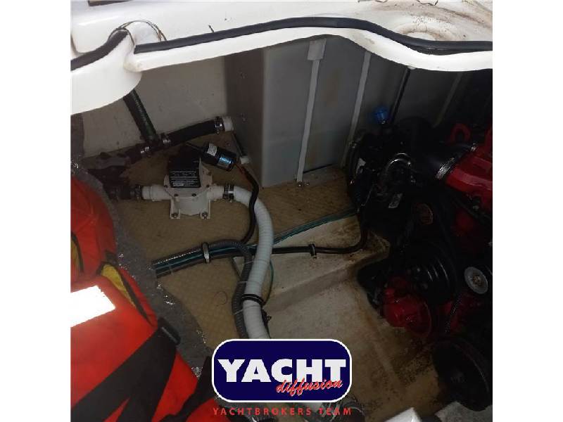 Larson Boats LARSON 310 CABRIO Foto 19
