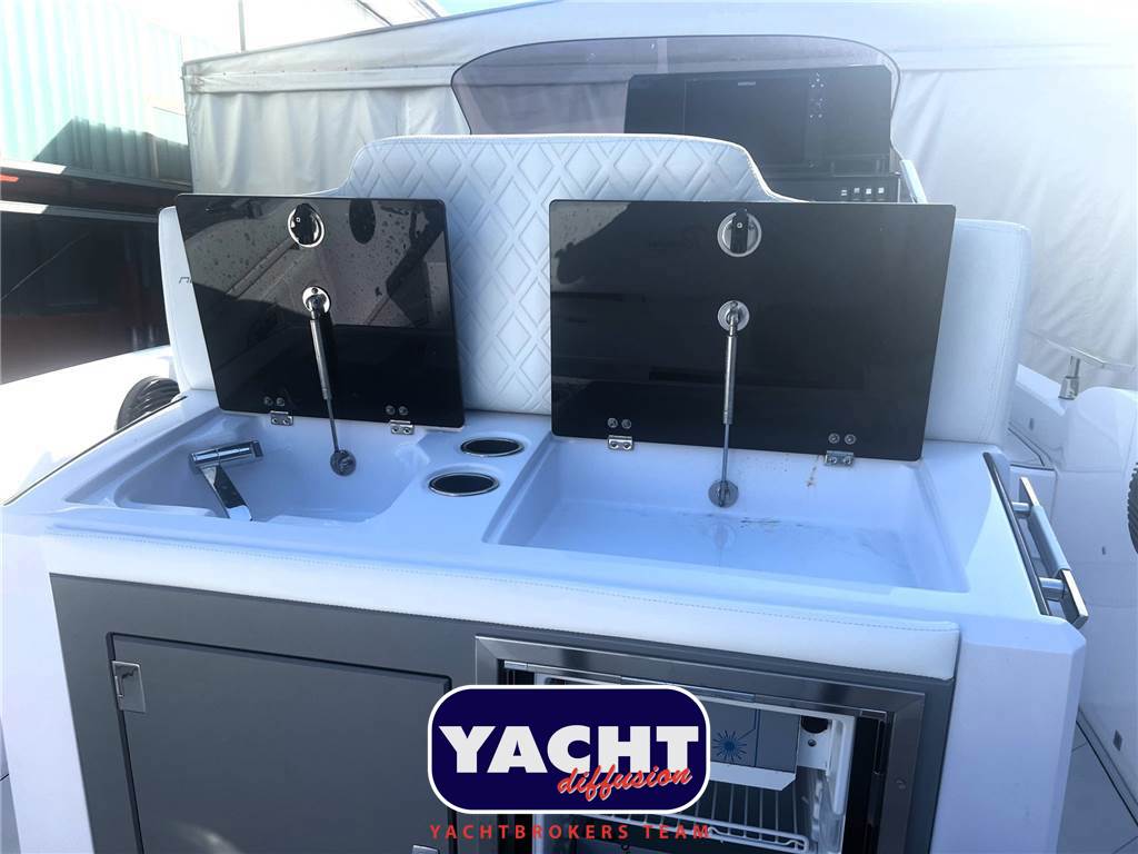 Ranieri International Next 285 LX Usata 2025 - Foto 4