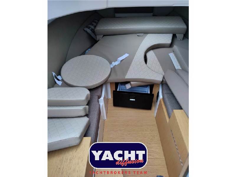 Ranieri International Next 240 SH Foto 8