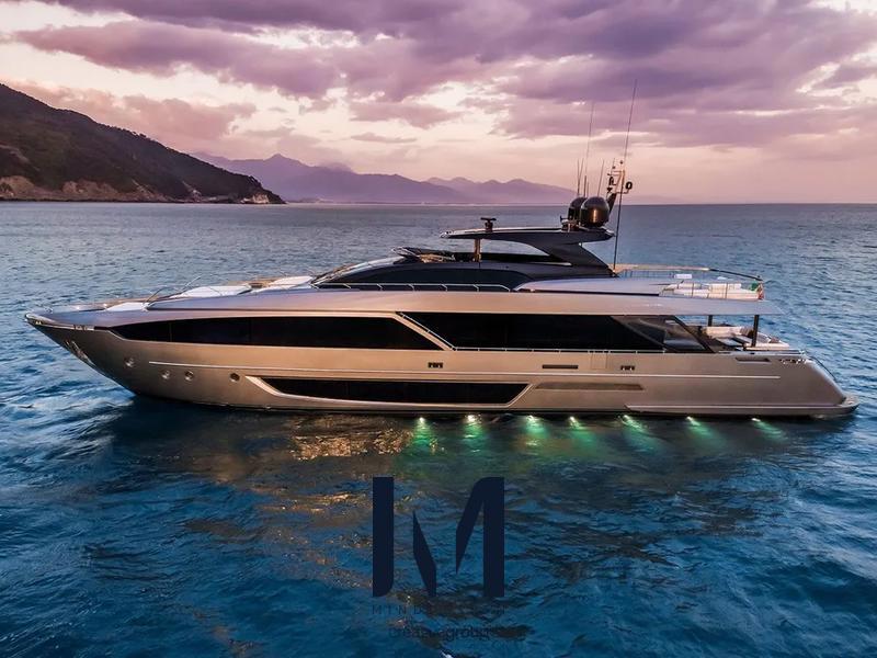 Silver Yacht Amels
