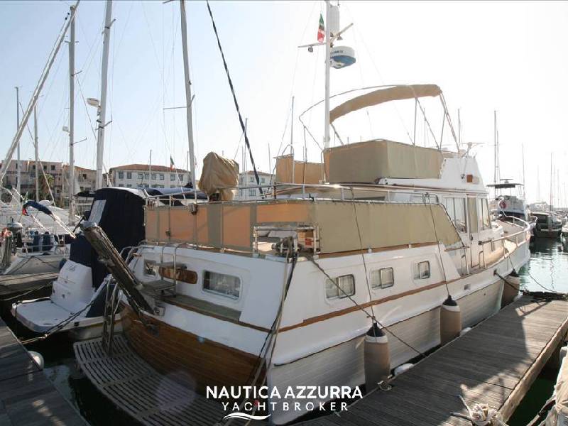 Grand Banks 42 Motoryacht Foto 3
