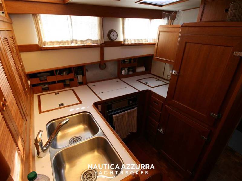 Grand Banks 42 Motoryacht Foto 14