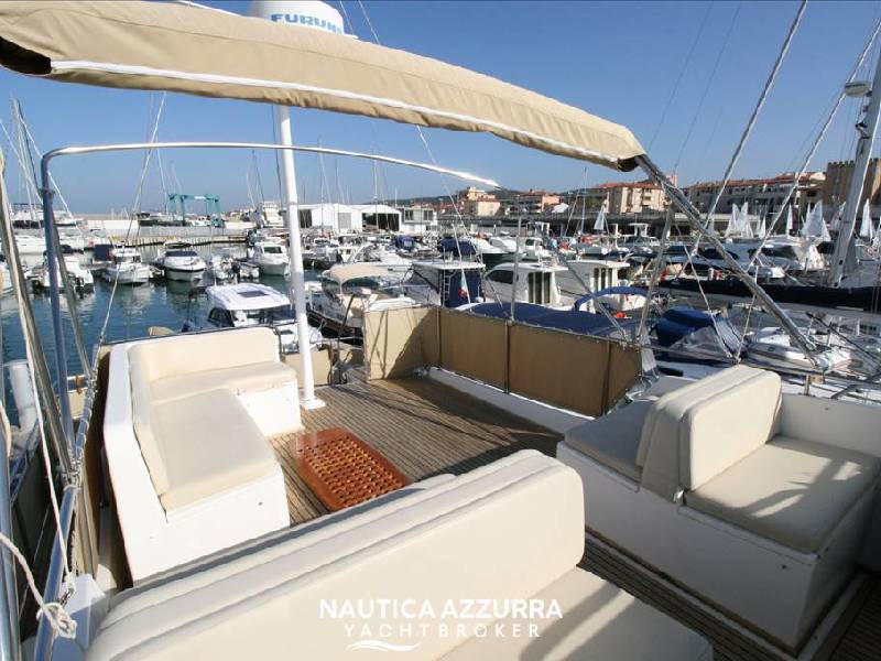 Grand Banks 42 Motoryacht Foto 7