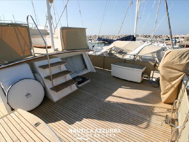 Grand Banks 42 Motoryacht Foto 5