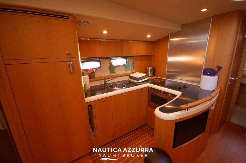 FAIRLINE TARGA 52 Usata 2007 - Foto 12