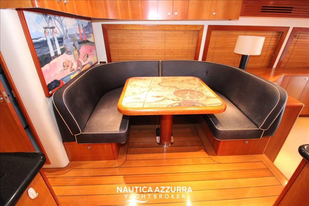 HATTERAS 68 CONVERTIBLE Usata 2005 - Foto 6