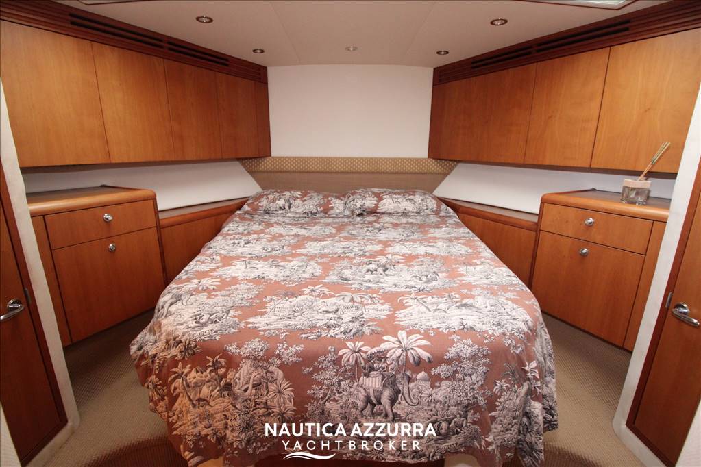 HATTERAS 68 CONVERTIBLE Usata 2005 - Foto 12