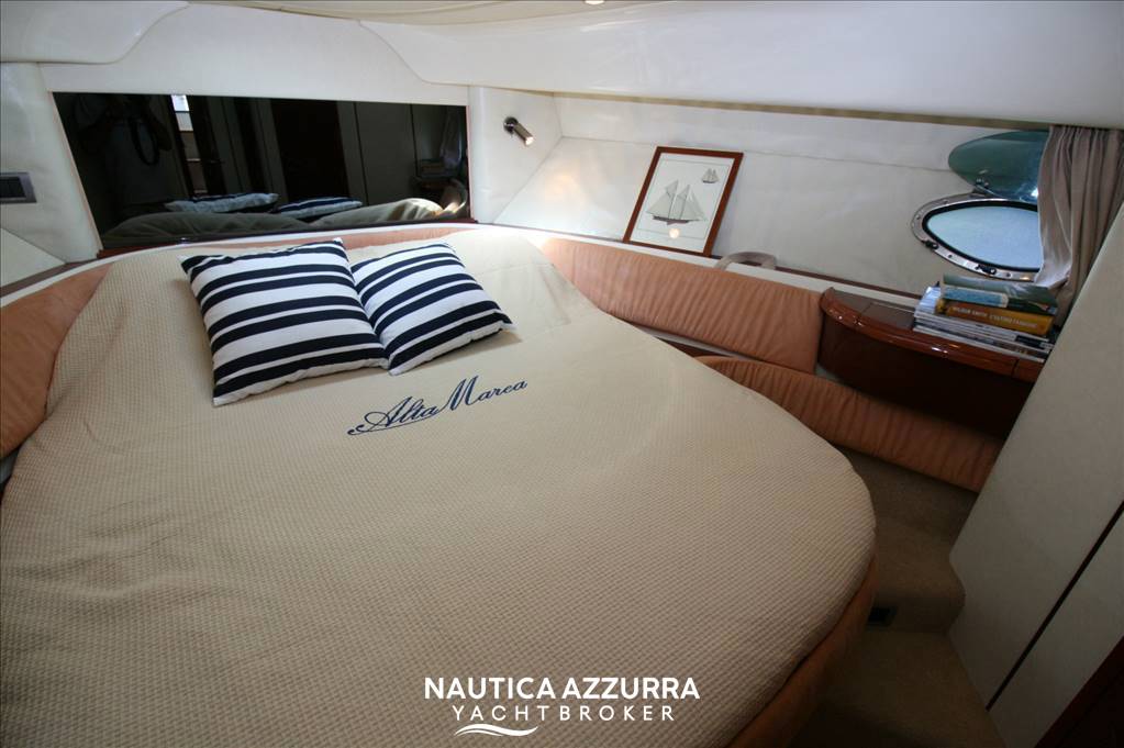 FAIRLINE TARGA 43 Used 2003 - Photo 15