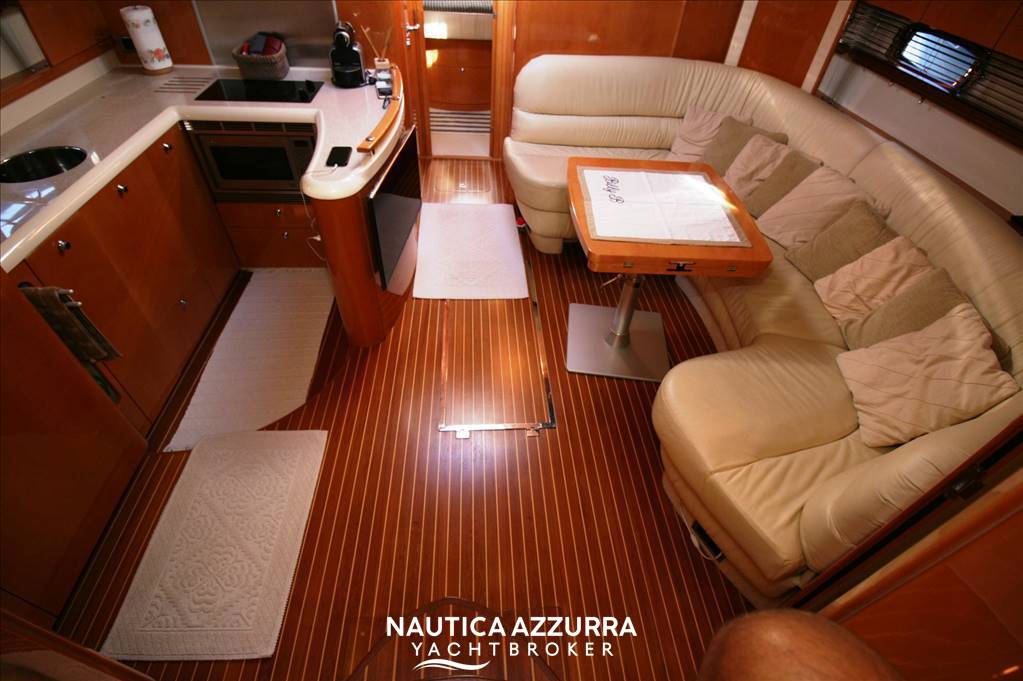 FAIRLINE TARGA 52 Used 2006 - Photo 10