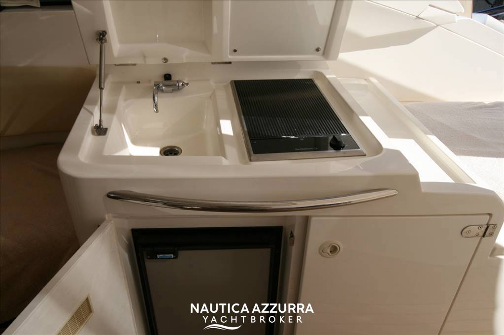 FAIRLINE TARGA 52 Used 2006 - Photo 4