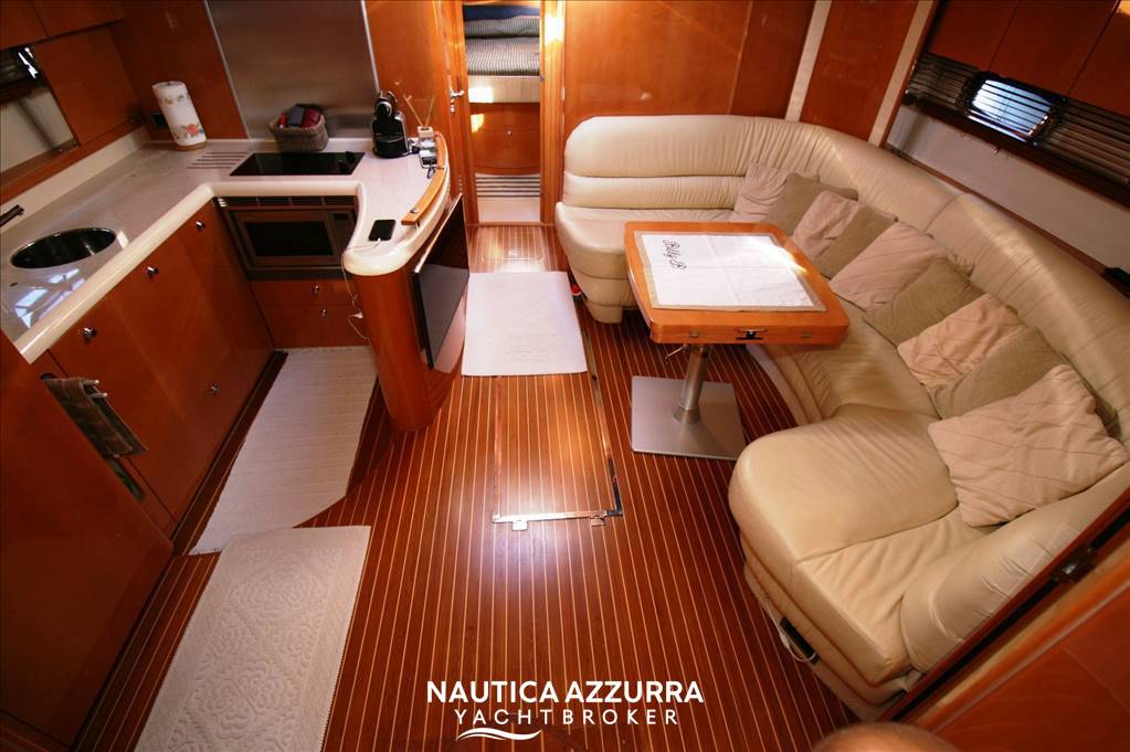 FAIRLINE TARGA 52 Used 2006 - Photo 8