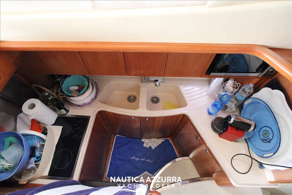 AZIMUT AZ 46 Usata 2004 - Foto 10