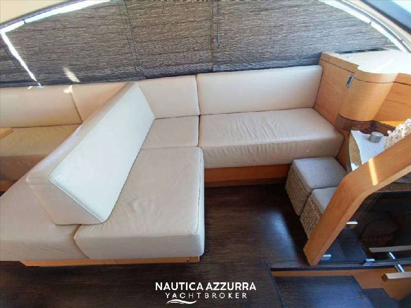 FAIRLINE TARGA 64 Foto 12
