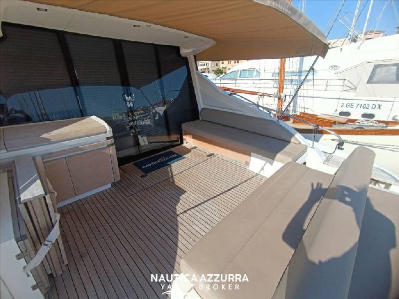 FAIRLINE TARGA 64 Foto 6