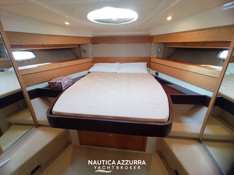 FAIRLINE TARGA 64 GT Foto 14