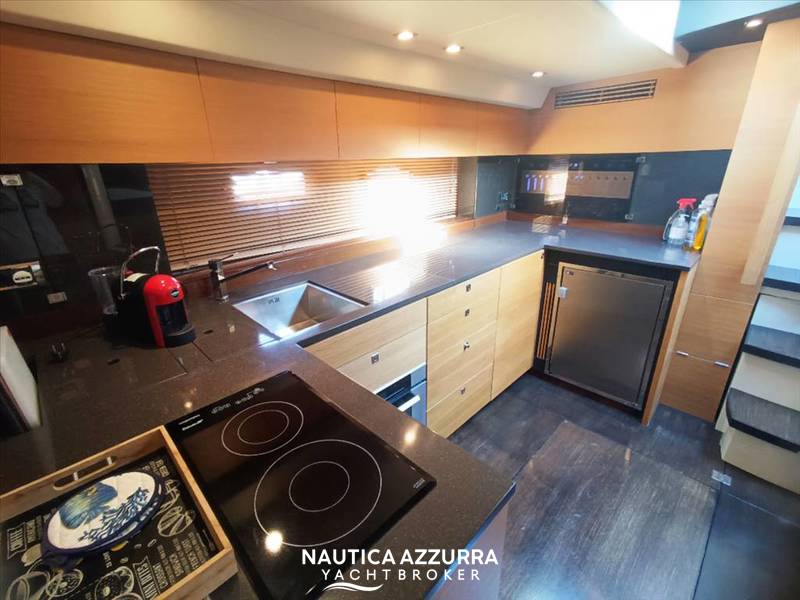 FAIRLINE TARGA 64 GT Foto 12