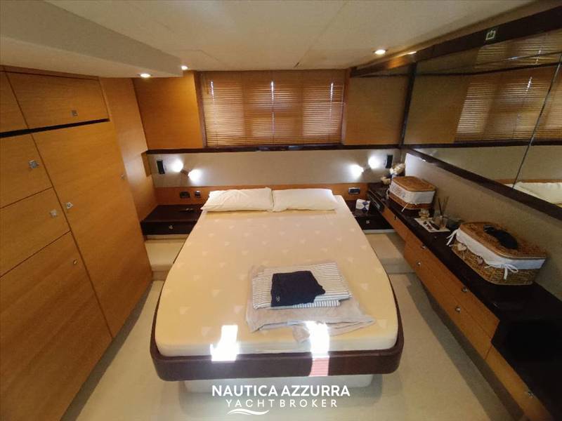 FAIRLINE TARGA 64 GT Foto 16