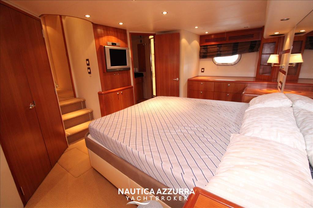 HATTERAS 68 CONVERTIBLE Usata 2005 - Foto 14