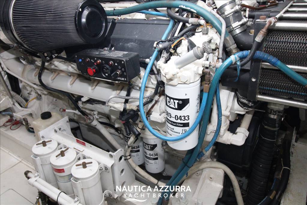 HATTERAS 68 CONVERTIBLE Usata 2005 - Foto 19