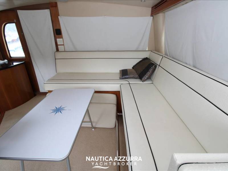 HATTERAS 68 CONVERTIBLE Foto 16