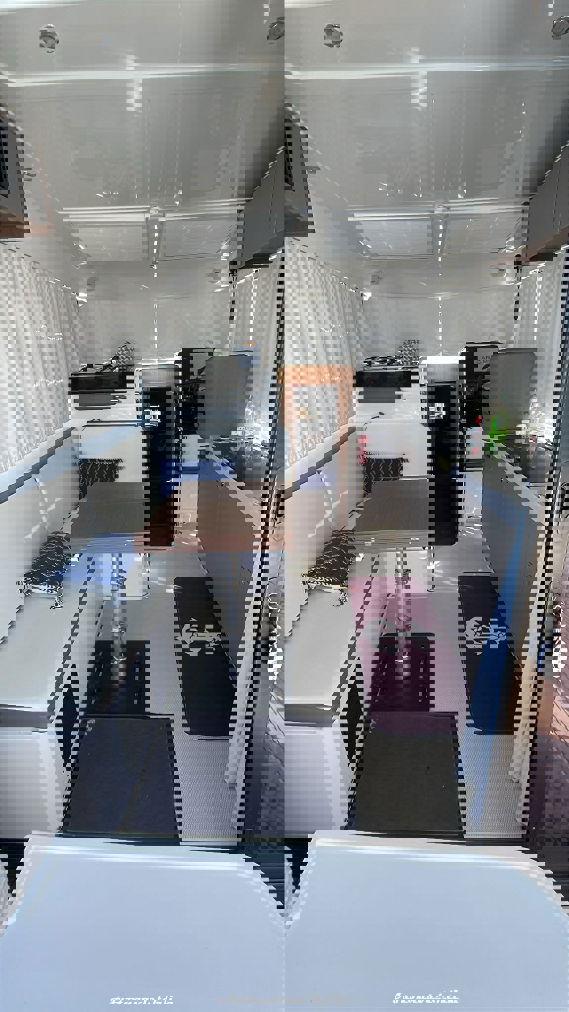 BENETEAU ANTARES 11 OB COUPE Usata 2025 - Foto 6