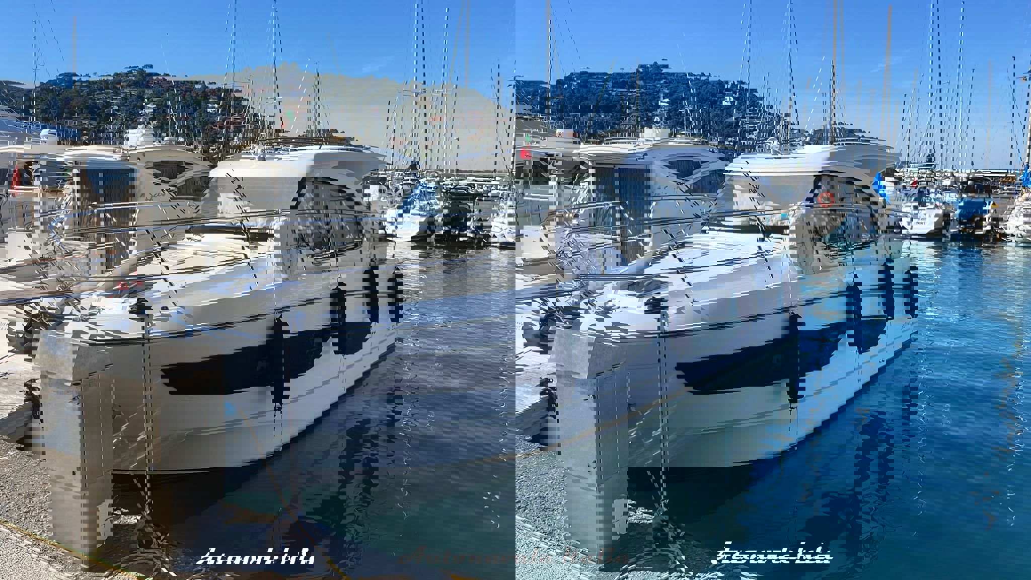 BENETEAU ANTARES 11 OB COUPE Usata 2025 - Foto 2