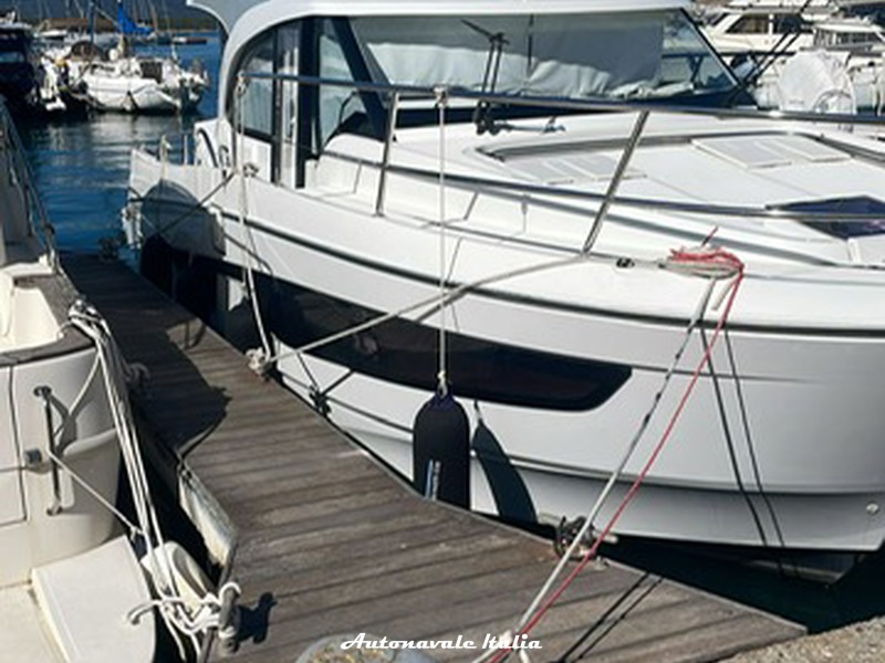 BENETEAU ANTARES 11 OB COUPE