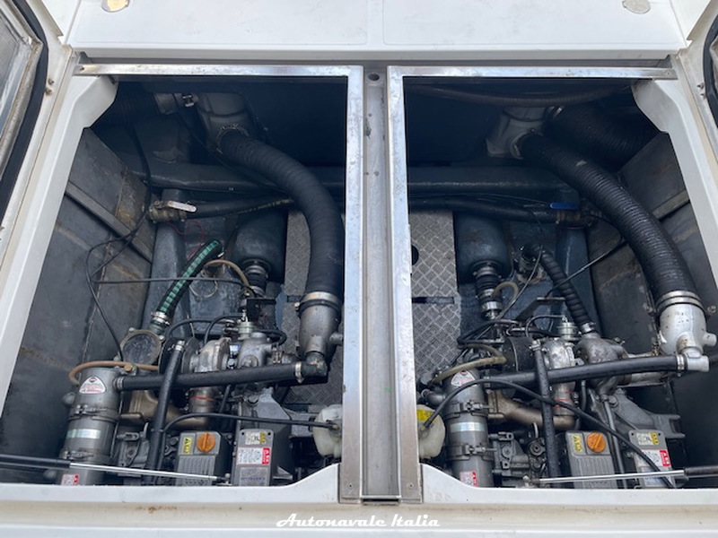 SESSA MARINE DORADO 32 FLY Foto 5