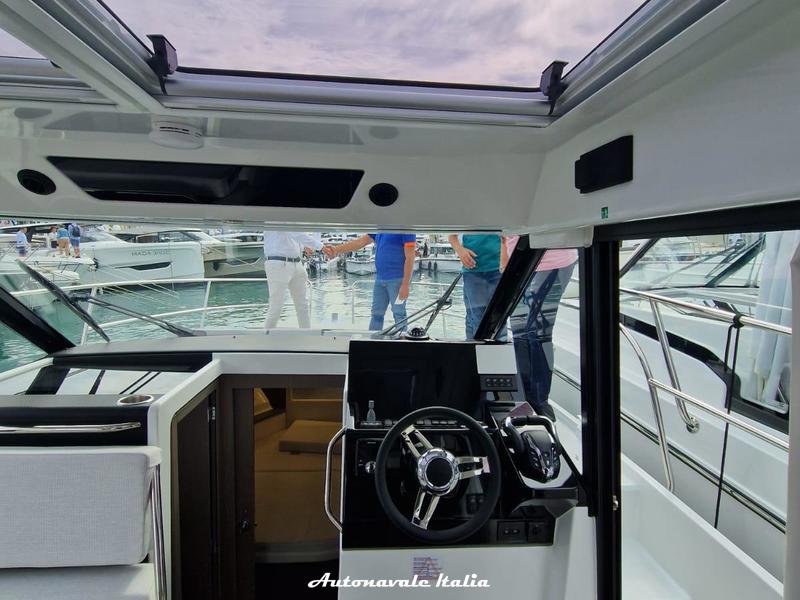 JEANNEAU MERRY FISHER 895 SERIE 2 Foto 3