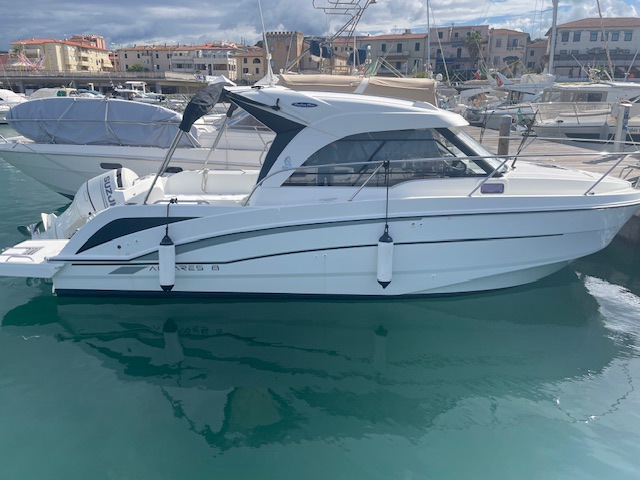 BENETEAU ANTARES 8 OB 2019
