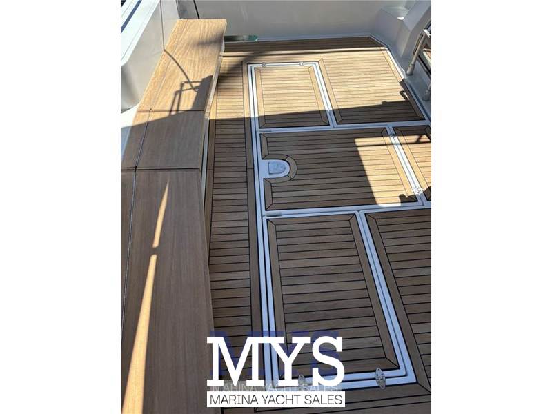 Ferretti Yachts FERRETTI 39 FLY Foto 4